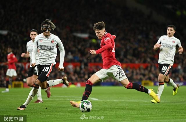 球迷間產生 球迷間產生